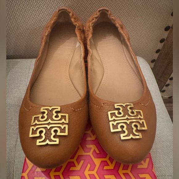 Tory Burch Tan Leather Ballet Melinda Flats - Picture 2 of 11